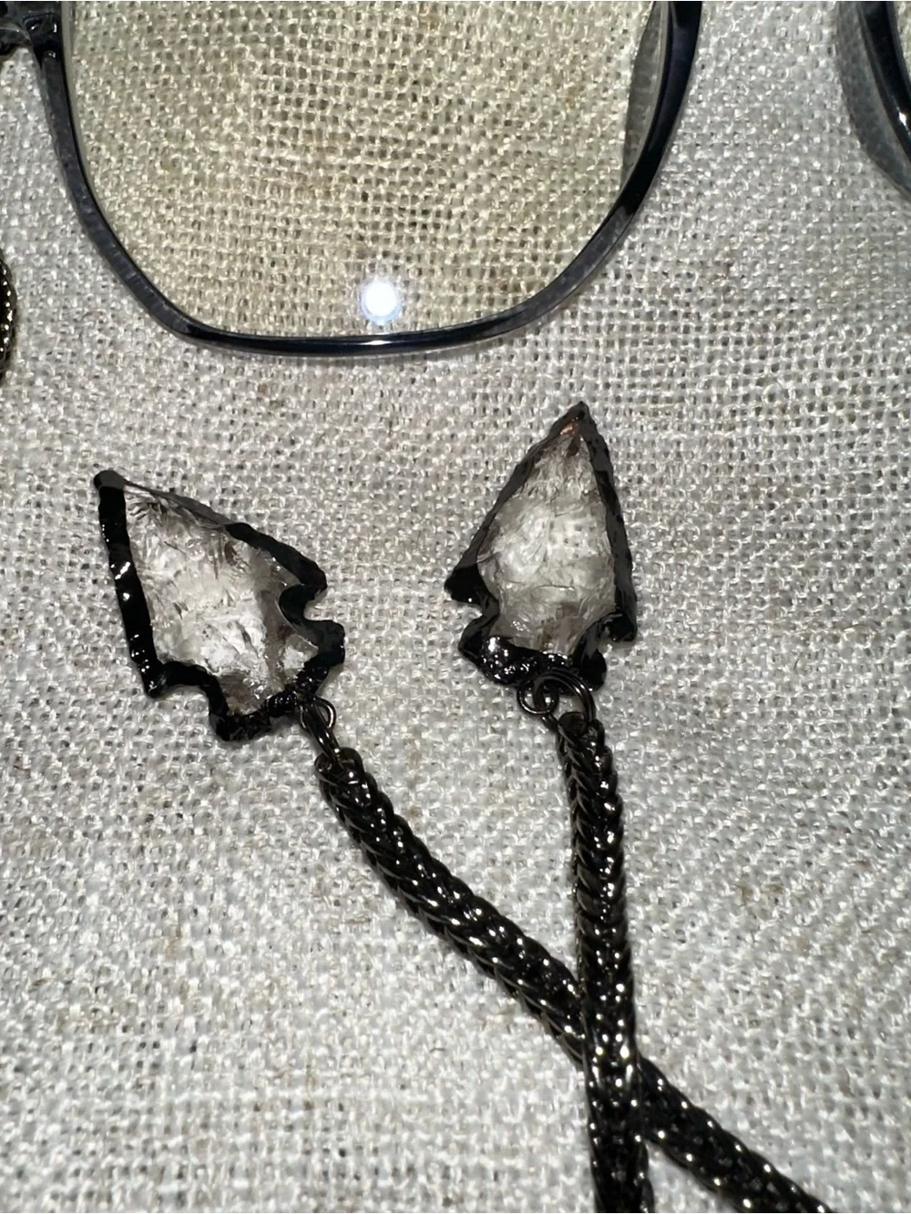 Willows Make It Blue Quartz Crystal Chain Blue Light Glasses